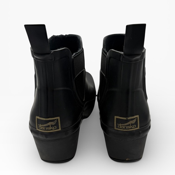 Dansko Black Women's Chelsea Style Ankle Rain Boots - Size 39/ US 8.5-9 - Picture 7 of 12